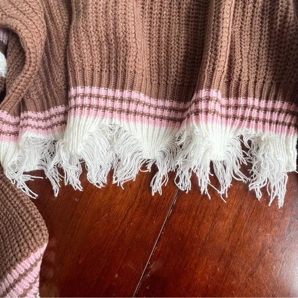 COPY - NWT RUE 21 Frilly Crop Sweater - Picture 6 of 7